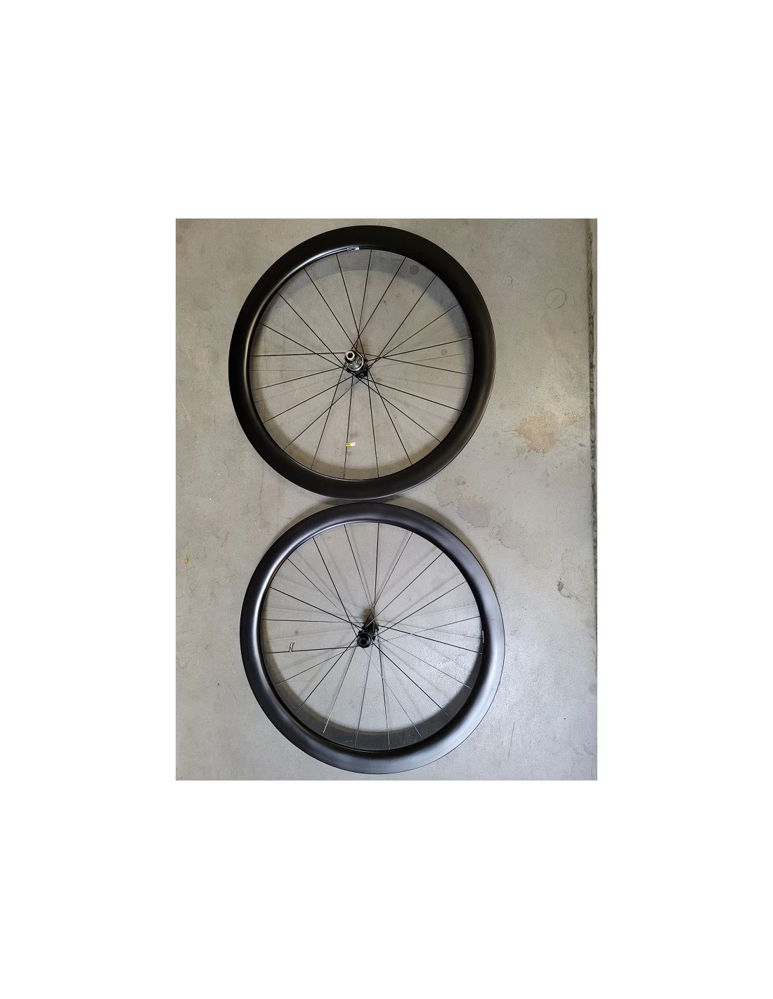 Airstreeem Carbon Aero 50/50 Disc Tub. Laufradsatz NoLogo Neu â Bild 2